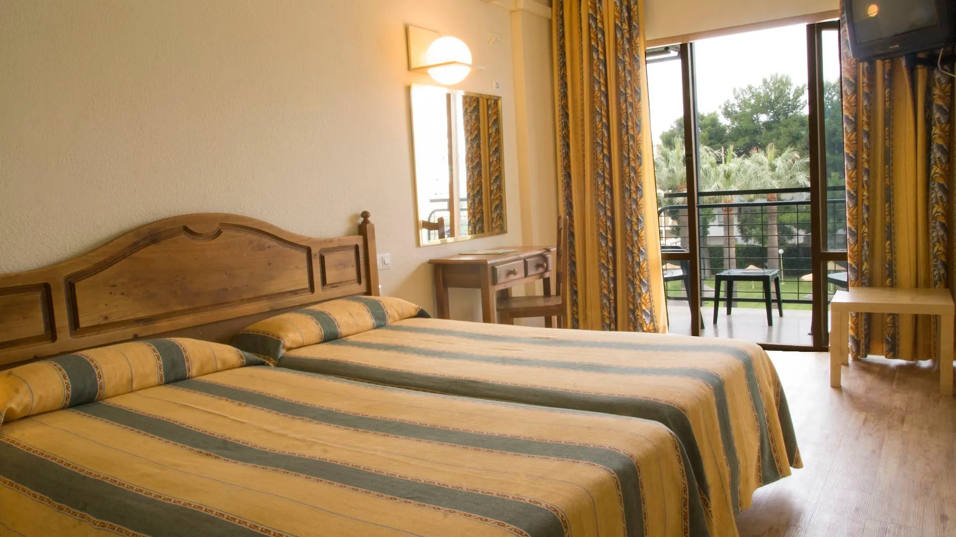 Thb San Fermin Hotel Benalmadena